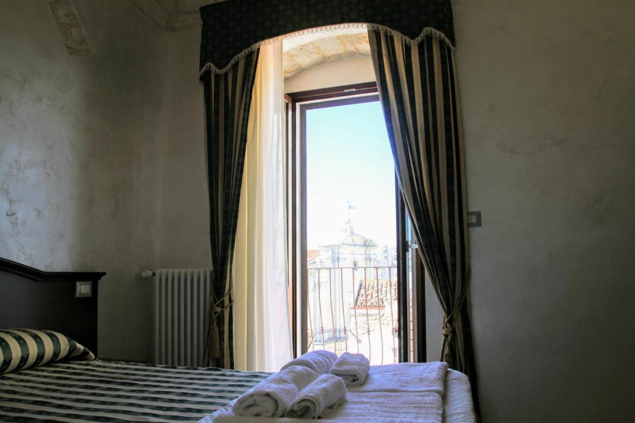Rooms Dimora Arco - Affitti Brevi Italia Monte SantʼAngelo Buitenkant foto