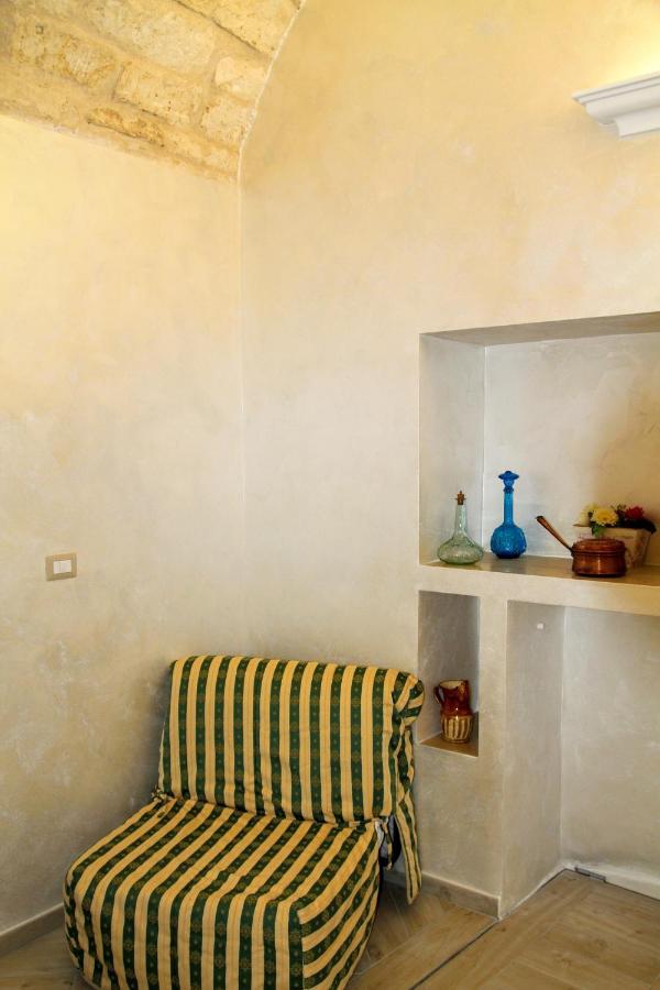 Rooms Dimora Arco - Affitti Brevi Italia Monte SantʼAngelo Buitenkant foto